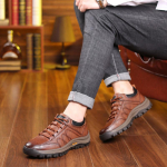 Nahast meeste kingad Luksusbr&auml;nd Inglismaa Trend Vabaajajalatsid Meeste tossud Itaalia Hingav Vabaaeg Meeste jalatsid Chaussure Homme 44 brown