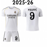 2025-26 Real Madrid kodus&auml;rk #5 Bellingham #7 Vin&iacute;cius #9 Mbapp&eacute; Jalgpallis&auml;rgid M