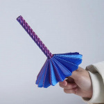 Kokkupandav Pika K&auml;epidemega Vihmavari Mudel 3D Prinditud Spiraalne Dekompressiooni Kaunistused Kodu Lauaarvuti Kaunistusteks helehall v&auml;rv