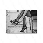 Moodne t&uuml;druk K&otilde;rge kontsaga kingad Seinakunst L&otilde;uend Maalimine Must pits P&otilde;hjamaade pikad jalad Seksikas naine plakat Prindituba Moodne kodukaunistus 21x30cm No Framed