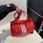 Hubane kaenlaaluste nailonist v&auml;ike kandiline kott Mitmek&uuml;lgne Crossbody &otilde;lakott 27x14x14cm punane