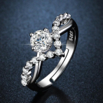Uus nelja k&uuml;&uuml;nega simuleeritud moissanite teemants&otilde;rmus meestele ja naistele, 50-punktiline Crown Open Ring Opening adjustable