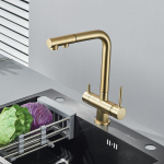 K&ouml;&ouml;gis v&auml;ljat&otilde;mmatav filtreeritud kraan Kroomitud messingist puhastussegisti 360 rotatsiooniga kahe pihustiga joogiveekraani anuma kraani segisti kraan kuld