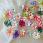 50 tk/pakk Kunstlill V&auml;ike lillepea Juuksen&otilde;el Lill V&otilde;ltslillepea V&auml;ike karikakra lillepea Prantsuse v&auml;ike karikakra lillepea muruk&uuml;bar