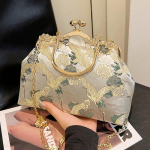 Naiste kott Uus kuldne kettkott Naine pidulik k&auml;ekott Moodne tikitud kott V&auml;ike &otilde;lakott Kvaliteetne peokott must