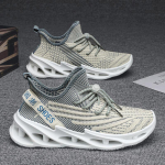 Meeste Kingad Tossud meeste vabaaja Meeste kingad tennised Luksuslikud kingad Treener Race Hingavad jalan&otilde;ud mood jooksujalatsid naistele 39