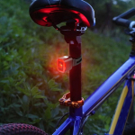 Jalgratta tagatuli LED-tagatuli 70 luumenit Tagumine jalgrattavalgusti &ouml;iseks s&otilde;iduks Veekindel E-jalgratta tagatuli maanteele ja m&auml;gedesse United States