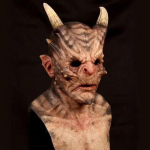 Halloween Hirmutav Warcrafti Mask Cosplay Lateksist Deemonipea Peakate Pidu Demon Mask - Yellow Horn