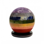 Tervendav kristall 7 seitsme t&scaron;akra sf&auml;&auml;riline pall Feng Shui 7 t&scaron;akra kristallkivist sf&auml;&auml;rilised pallid 7-kihiline pall puidust alusega Vastu Reiki meditatsiooniks