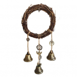 Uksenupp n&otilde;iakell Kodukaitse K&auml;sitsi valmistatud rippuv messingist kellasoovipudel rotangist p&auml;rg N&otilde;iakunsti ukseriip Wicca tuulekella kaunistus C