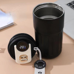 450 ml intelligentne isoleertass intelligentse temperatuurin&auml;idiku jaoks isoleeriv veetass vaakumpudeliga kohvitass 450ML h&otilde;be