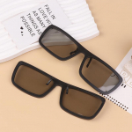 2 tk Passiivsed 3D prillid kinodele, kinole, passiivsele 3D telerile, stereo, klipsiga, passiivsed polariseeritud teleri reaalsed 3D prillid, klips must