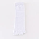 1 paar Sport Jooksuhigi &uuml;hev&auml;rvilised Eraldi varbad Unisex varvassokid Meeste ja naiste Viie s&otilde;rmega sokid Hingavad puuvillased sokid valge