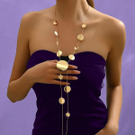 Moodne kaelakee, liialdatud stiil naistele kuld