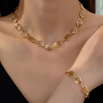 Euroopa ja Ameerika stiilis kaelakee ja k&auml;ev&otilde;ru komplekt kuld