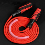 Professionaalne h&uuml;ppen&ouml;&ouml;ritreening, reguleeritava pikkusega h&uuml;ppen&ouml;&ouml;rid kardiovastupidavustreeninguteks punane