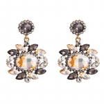 Naiste retrok&otilde;rvar&otilde;ngad titaani terassulamist ripatsk&otilde;rvar&otilde;ngad akr&uuml;&uuml;list v&auml;rvilised murukristalllilled geomeetrilised k&otilde;rvakaunistused OneSize valge