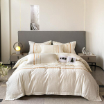 Siidist voodipesukomplekt, voodilina, tekikott, padjap&uuml;&uuml;r, neljaosaline komplekt, kolmeosaline komplekt. 1.8m bed