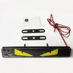 Auto esiv&otilde;re LED-deemoni silmavalgus auto tagaluugi m&auml;rgi valgustatud kleebise embleemi auto esitule isetegemise kaunistuseks