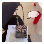 Luksuslik mood Korea mustast nahast k&auml;ev&otilde;ru kett Klassikaline Pu Leopard &uuml;mbrise kate Samsung Galaxy Z Flip 4 3 5g Zflip3 jaoks For Galaxy Z Flip 4