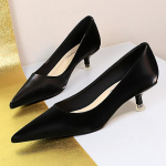 Kingad Naistele 4,5 cm Kontsad Terava Otsaga Naiste Pumbad Moodsad Kitten Heels Suurused 34-43 Seksikad Keskkontsaga Naiste Kingad 2025 35 must