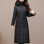 Moodsad keskealiste naiste talveparkad kapuutsiga, vabaaja soojad pikad mantlid, paksud naiste jakid 5XL punane