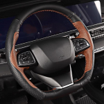 Chery Tiggo 8 Pro DIY Pehme Kiudnahast Roolikatted Auto Rool N&otilde;elte ja Niidiga Interj&ouml;&ouml;r must pruun v&auml;rv