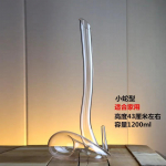 K&auml;sit&ouml;&ouml;na valmistatud loominguline madukujuline dekanter L&auml;bipaistvast klaasist Punase veini klaaside komplekt Kodumaine veinijaotur 1800ml Dekanter Veinikomplekt