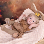 KEIUMI 18-tolline s&uuml;ndinud beebinukk t&auml;issilikoonvin&uuml;&uuml;l realistlik vasts&uuml;ndinud t&uuml;drukum&auml;nguasi laste s&uuml;nnip&auml;evakingitus 18 inch about 48cm beige