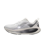 Nike Vomero 18 Summit White Naiste tossud Sail Photon-Dust Metallic-Silver IO9915-101 39 gray