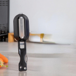 1 tk kalanahahari, eemaldab kiiresti kalasoomuse kaabitsa h&ouml;&ouml;vli t&ouml;&ouml;riist Kalakivi kalap&uuml;&uuml;ginoa puhastust&ouml;&ouml;riistad must