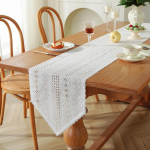 Kvaliteetne valge prantsuse pitsist lauajooksja: Retro &otilde;&otilde;nes disain telerikappide, sahtlite ja kingakappide jaoks. 30*45cm (placemat)