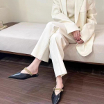 Uued disainerid terava ninaga peegliga h&otilde;bedased nahast sussid naistele kristallb&auml;ndiga suvekingad &otilde;ues slaidid madala kontsaga muulad sandaalid 35