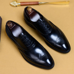 T&auml;isnahast mehed Retro Itaalia disainiga meeste Brogues ehtsast nahast kleitkingad K&auml;sitsi valmistatud pulmakingad meestele 10 must