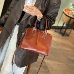 Pealmine kiht lehmanahast k&auml;ekott naiste ehtsast nahast &otilde;lakott suure mahutavusega pendelr&auml;ndurite ostukott crossbody-kott 26*11*22 pruun