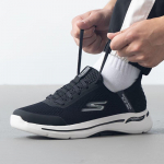 Skechers Meeste GO WALK libisevad k&auml;imissussid US 8