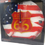 Les Tr&eacute;sors De Lily [L5916] - Horloge Murale 'Route 66' drapeau US 30 cm mitmev&auml;rviline