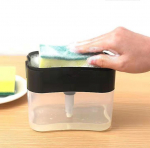 Kaasaskantav pesuvahendi dosaatorikomplekt k&ouml;&ouml;ki, n&otilde;udepesuvahendi karp koos k&auml;snahoidjaga, k&auml;sitsi pressitavad vedeliku v&auml;ljastamise t&ouml;&ouml;riistad hall