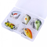 5 tk kalap&uuml;&uuml;gipeibutis mini Crankbait ujuv vobleri &otilde;ngekonksu komplekt koos kalastustarvete karbiga