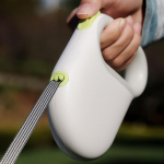 Sisset&otilde;mmatav koerarihm helkurribaga, W-kujuline trossi v&auml;ljalaskeava, h&otilde;&otilde;rdumisvastane raskeveokitega valge