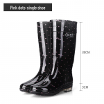 Naiste libisemiskindlad madala kontsaga pikkade s&auml;&auml;rega vihmasaapad - pehmest kummist k&otilde;rge s&auml;&auml;rega veejalatsid k&ouml;&ouml;gikasutuseks 39