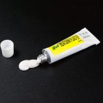 Soojust juhtiv jahutusradiaatorkrohv viskoosne liim&uuml;hendliim PC GPU jaoks