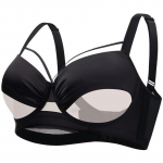 Suured rinnad n&auml;itavad v&auml;ikest aluspesu, &otilde;huke naiste seksikas ja hingav, suur suurus rasvunud mm, sulgevad sekundaarsed rinnad ja koguvad longusvastase rinnahoidja 105G must