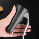 Lehtrikujuline p&auml;hklipureja K&ouml;&ouml;k Uudsed K&ouml;&ouml;gi Aksessuaarid P&auml;hkliavaja Tangid P&auml;hklite Avamiseks Vidina Sarapuup&auml;hkli Klamber P&auml;hklitangid Koorija must