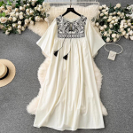 Vintage tikandiga kleidid Kevadine uus l&uuml;hikeste varrukatega kleit naistele Y2k keskmise pikkusega lai vestido mujer naiste kleit One Size valge