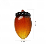 Klaasist k&auml;sit&ouml;&ouml; Simuleeritud puuvilja kujuke L&auml;bipaistev l&otilde;henenud sarapuu p&auml;hkel K&auml;bist v&auml;rviline klaasist kaunistus Kodu kaunistus