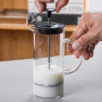 French Press kohvimasin 480ml Filtreeriv kohvipott Kohvipress piimapoti jaoks Telkimine K&ouml;&ouml;k Kontor must