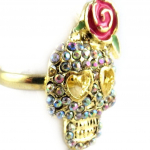 Les Tr&eacute;sors De Lily [K9757] &ndash; disainers&otilde;rmus &bdquo;T&ecirc;te de Mort&rdquo; kullast kuld