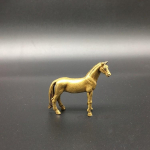 Kogutavad Hiina pronksist nikerdatud armsad loomad, sodiaagim&auml;rgid, hobused, raha, peen v&auml;ikesed kujud 1PCS