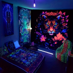 V&auml;rviline Forest Lion King fluorestseeruv mustavalgusega seinavaiba seinavaip Monster gobel&auml;&auml;nist seinariip magamistoa elutuppa 95x73cm